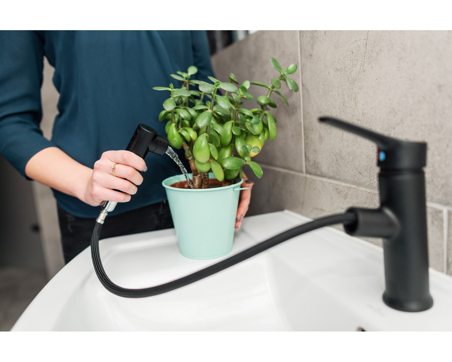 Waschtischarmatur Kleine FONTE Schwarz Badarmatur Waschtischbatterie + Click-Clack